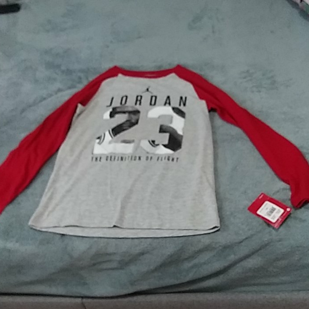 Long sleeve T shirt